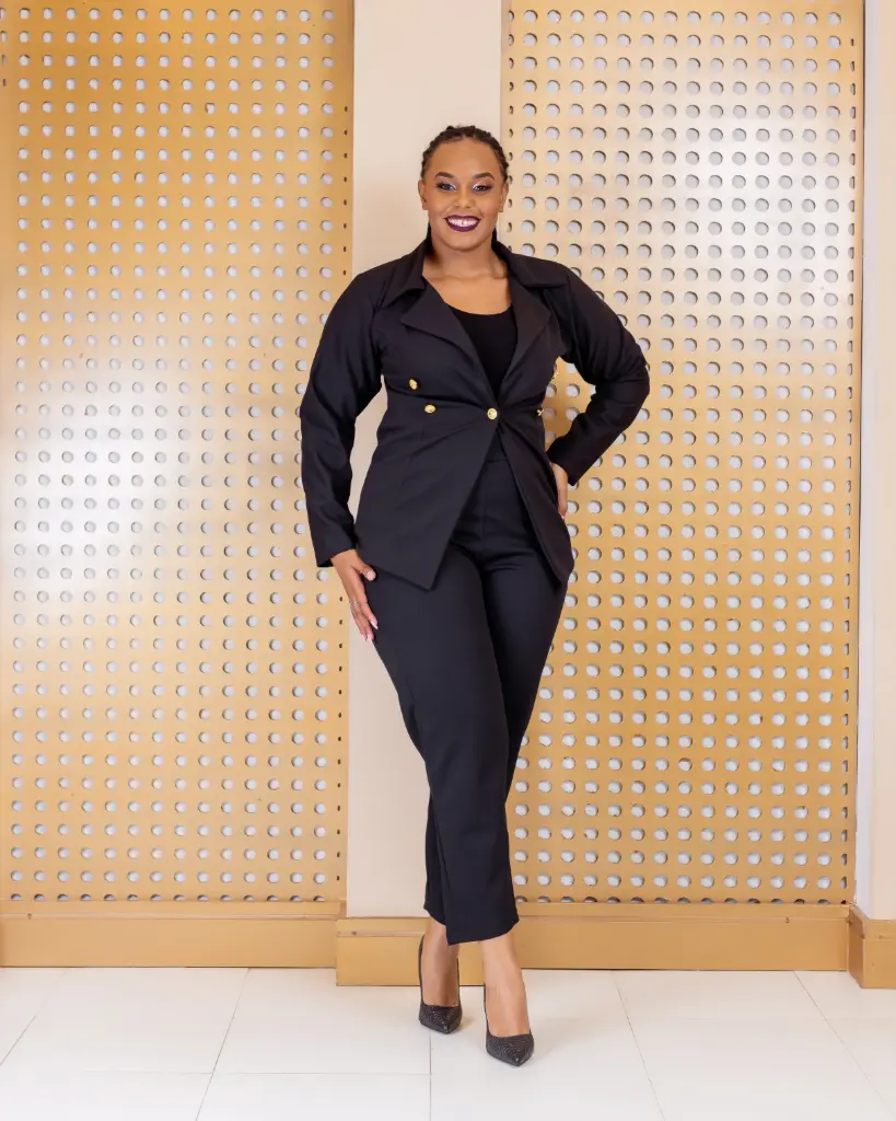 [Black] Ambeyi Suit Coat Pants Black