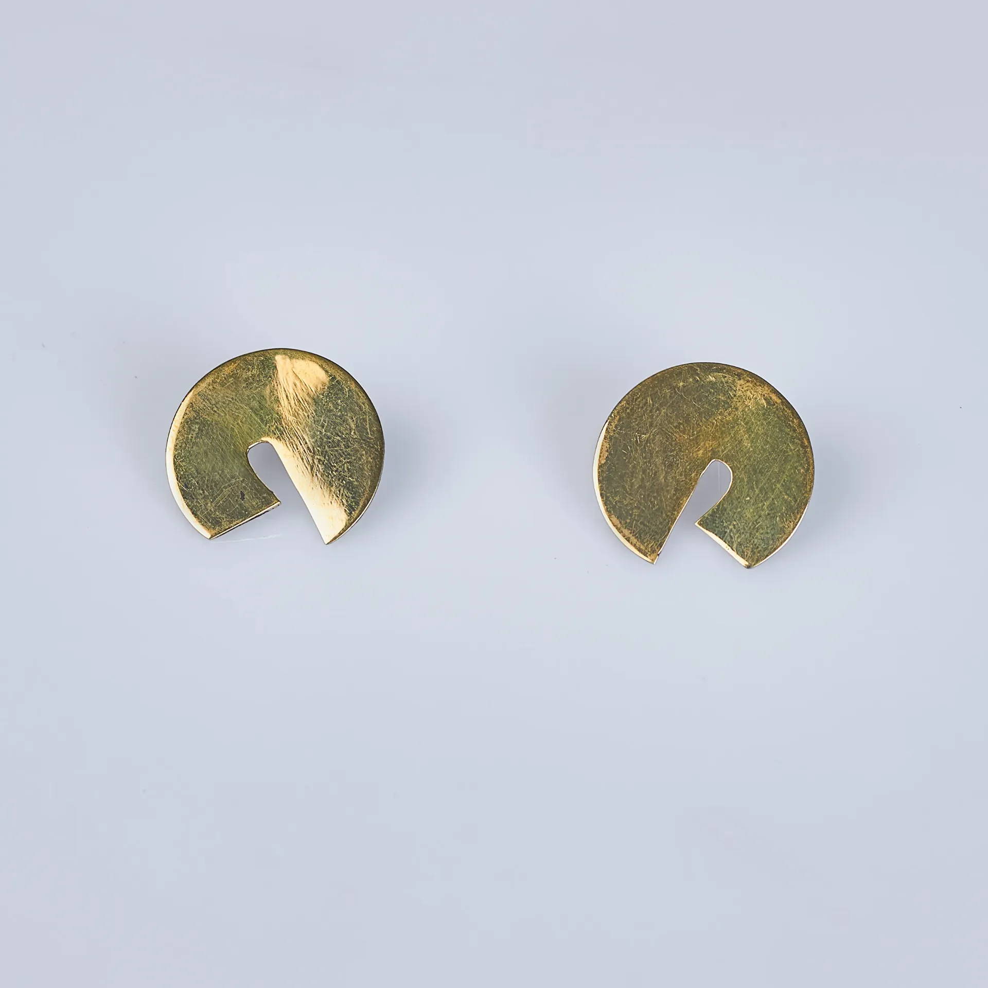 Suam Earrings