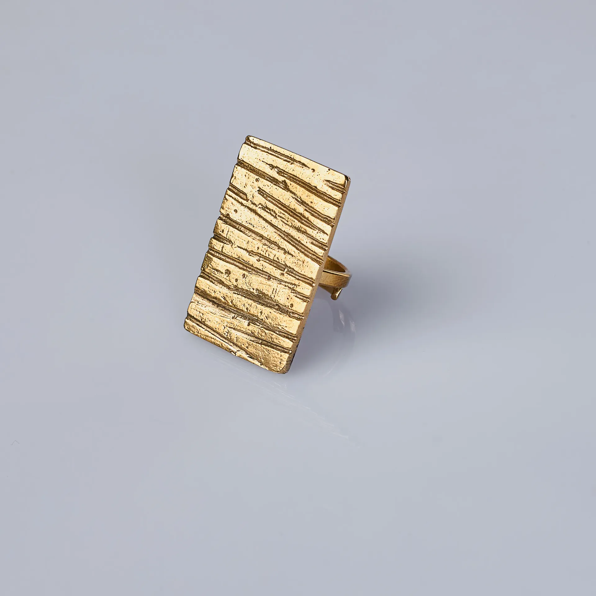 [Gold] Iriga Statement Ring