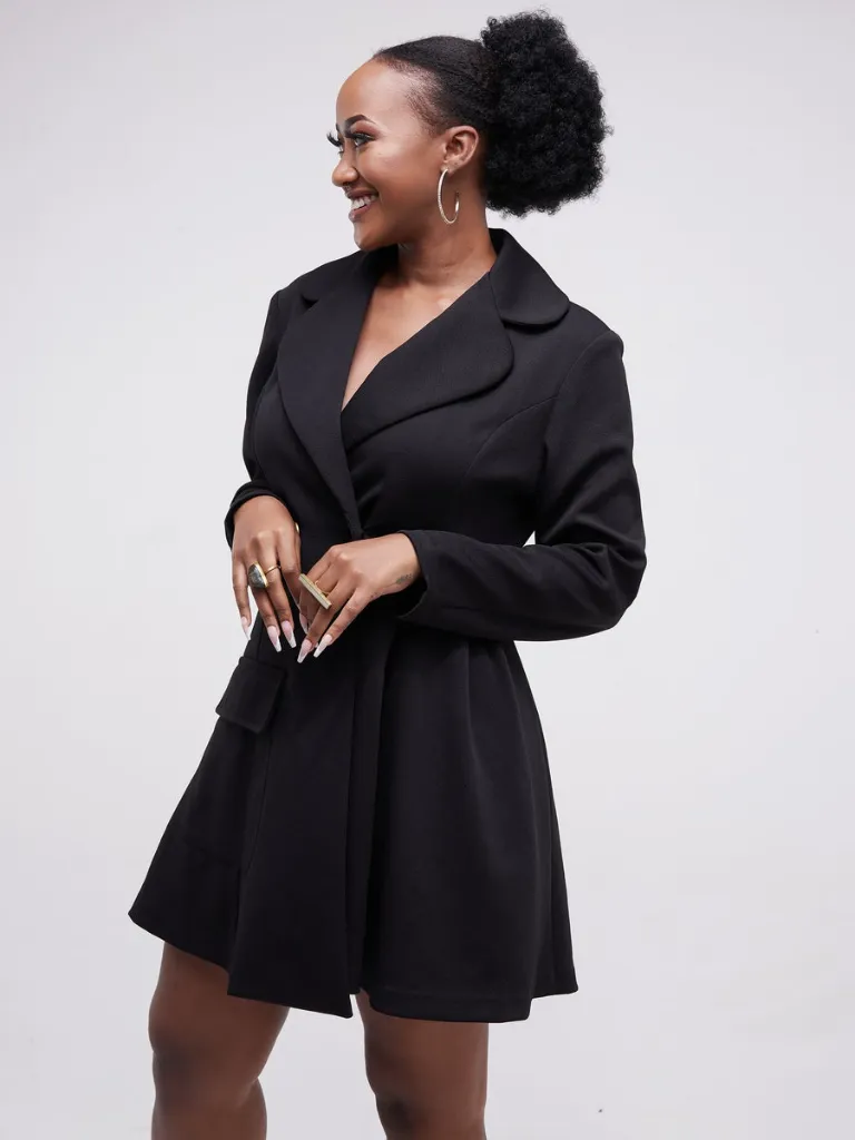 [Black] Kalasha Coat Dress Black (2XS)