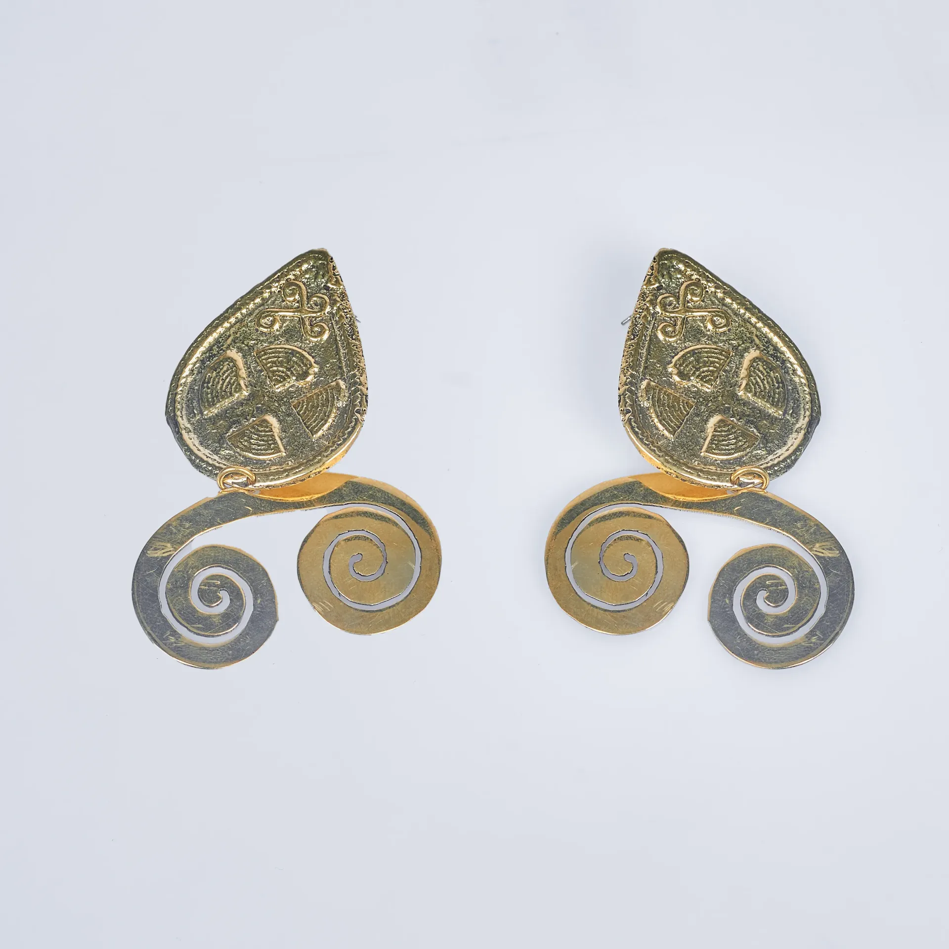 [Gold] Kyasila Earrings