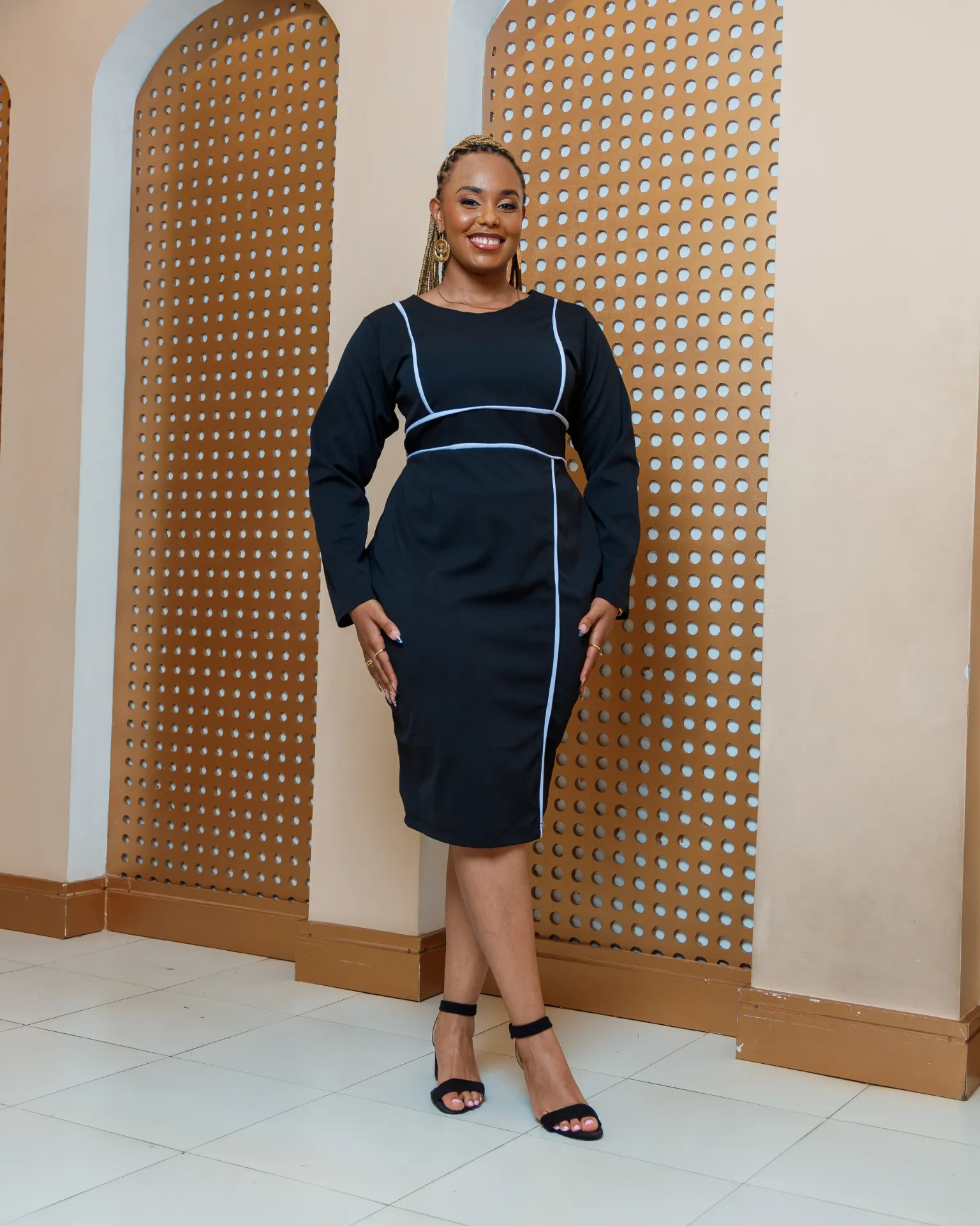 Mashuru Dress Black