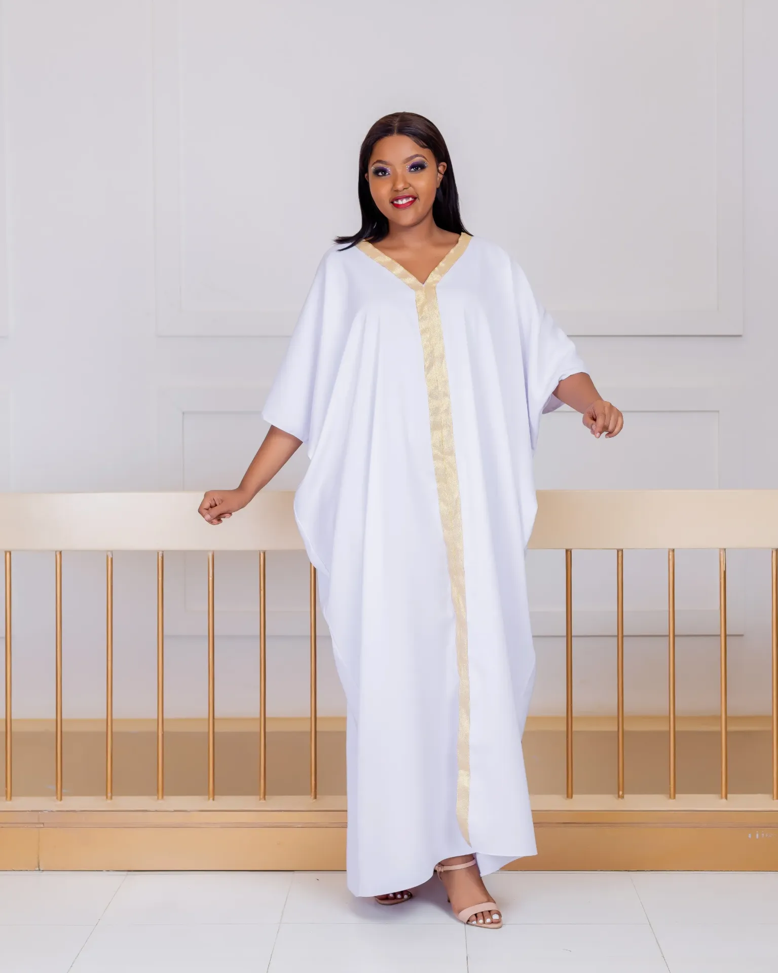 Matisi Arabic Dress White